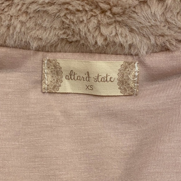 Altard State Faux Fur Vest - Picture 7 of 11